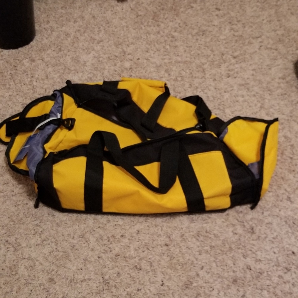 Port authority duffle bag